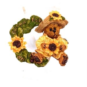 Teddy Bear With Sunflower Unsigned Vintage Brooch